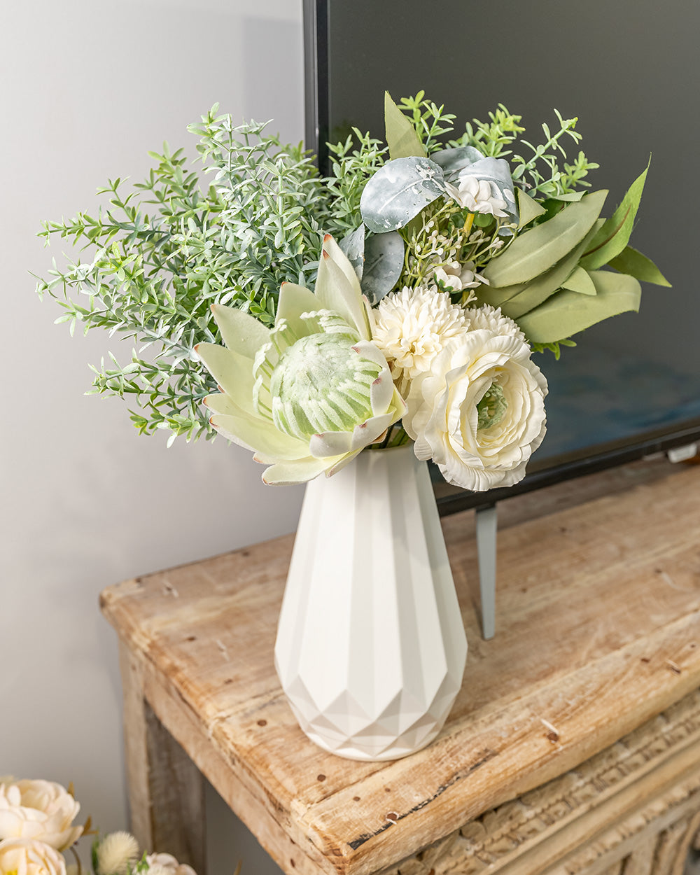 Protea Bouquet Cream 40cm